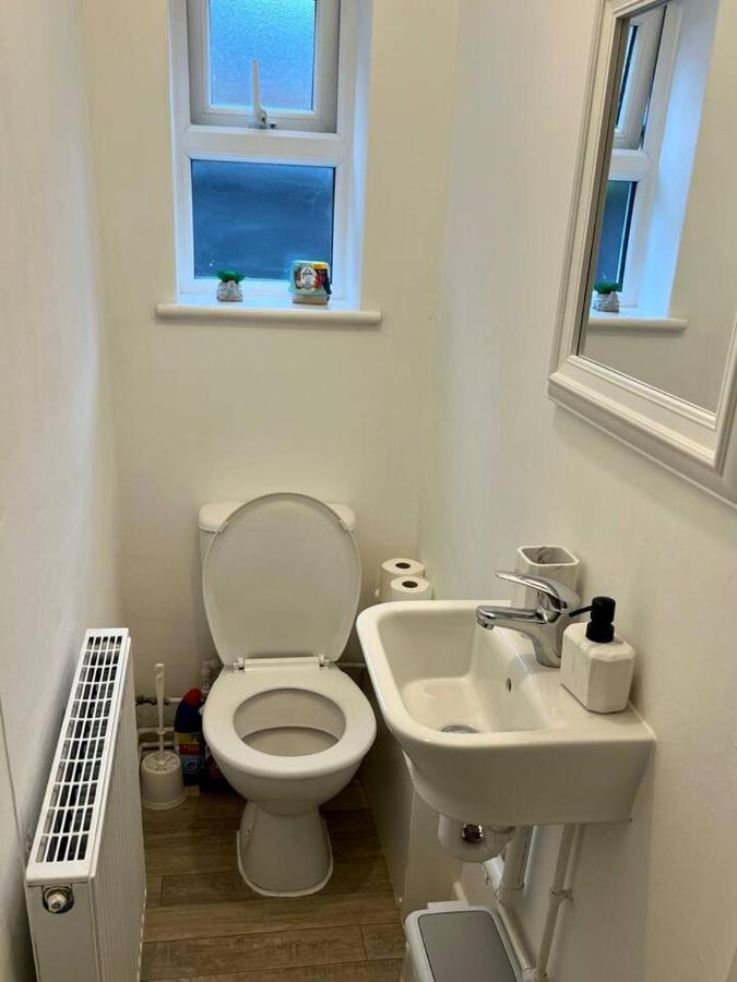 4 Bedroom Terrace House Wellingborough Dış mekan fotoğraf