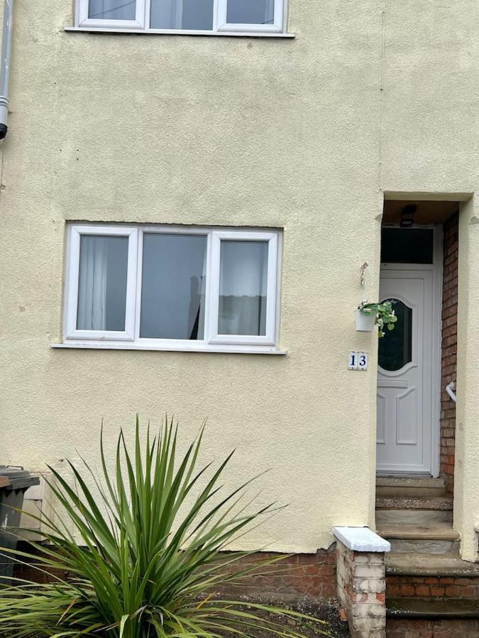 4 Bedroom Terrace House Wellingborough Dış mekan fotoğraf